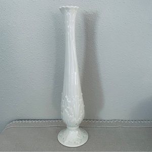 Lenox Florentine Collection Bud Vase 10 5/8” tall